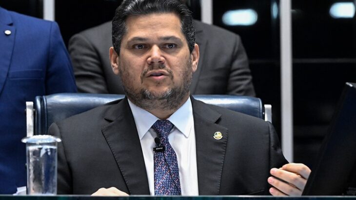 Freio para os trabalhadores e acelerador para as despesas