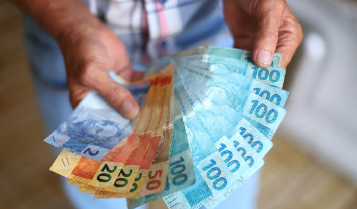 Governo vai investir R$ 15 bi para reduzir em até 90% as dívidas de inadimplentes