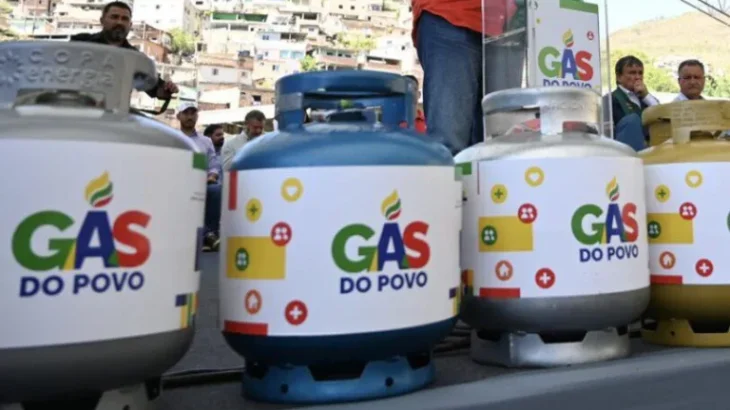 Governo desmente fake news sobre fim da escala 6×1 e cortes no Bolsa Família